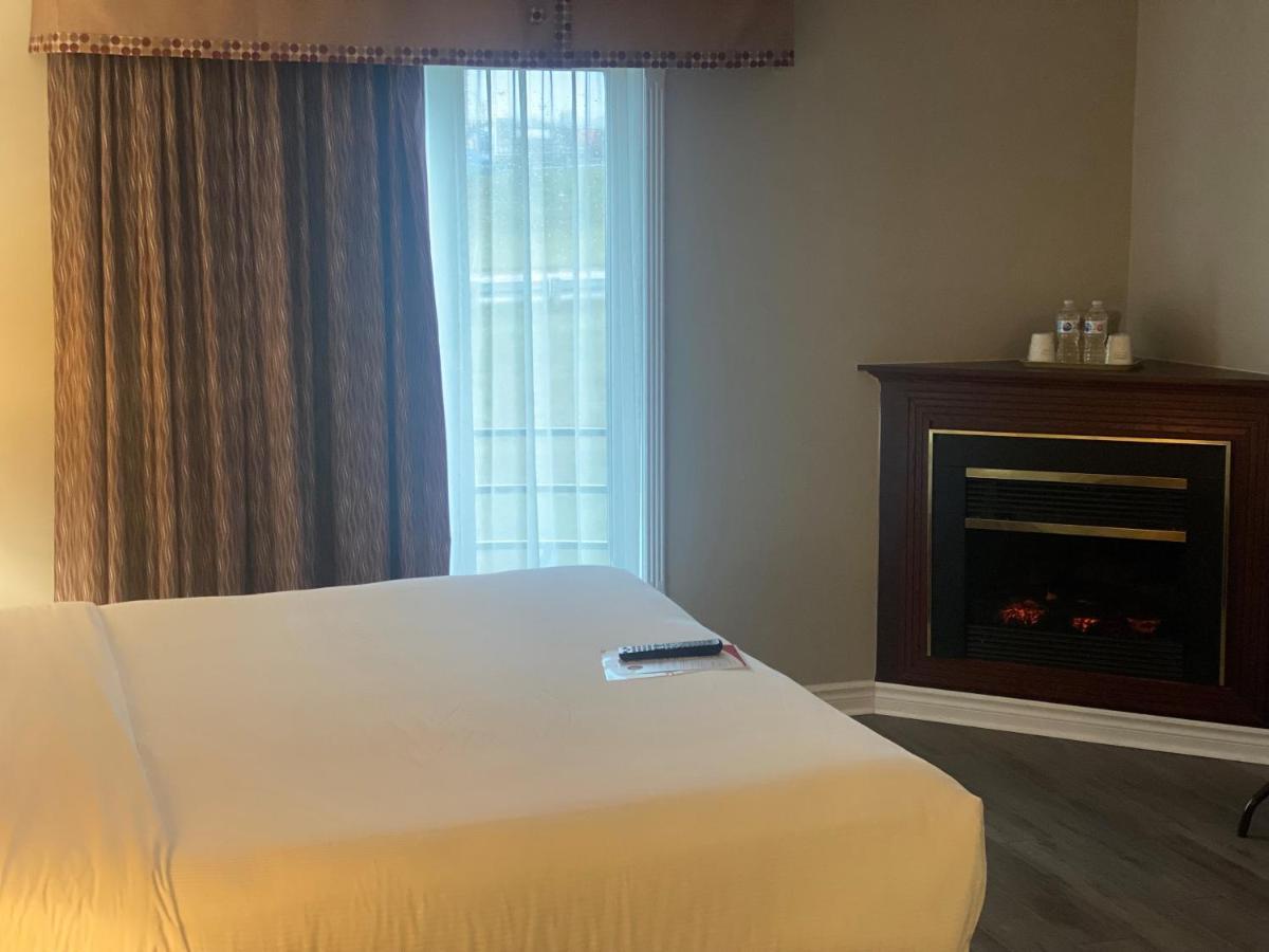 รามาดา พลาซา บาย วินด์แฮม กาติโน/มานัวร์ ดู กาสิโน Hotel ภายนอก รูปภาพ