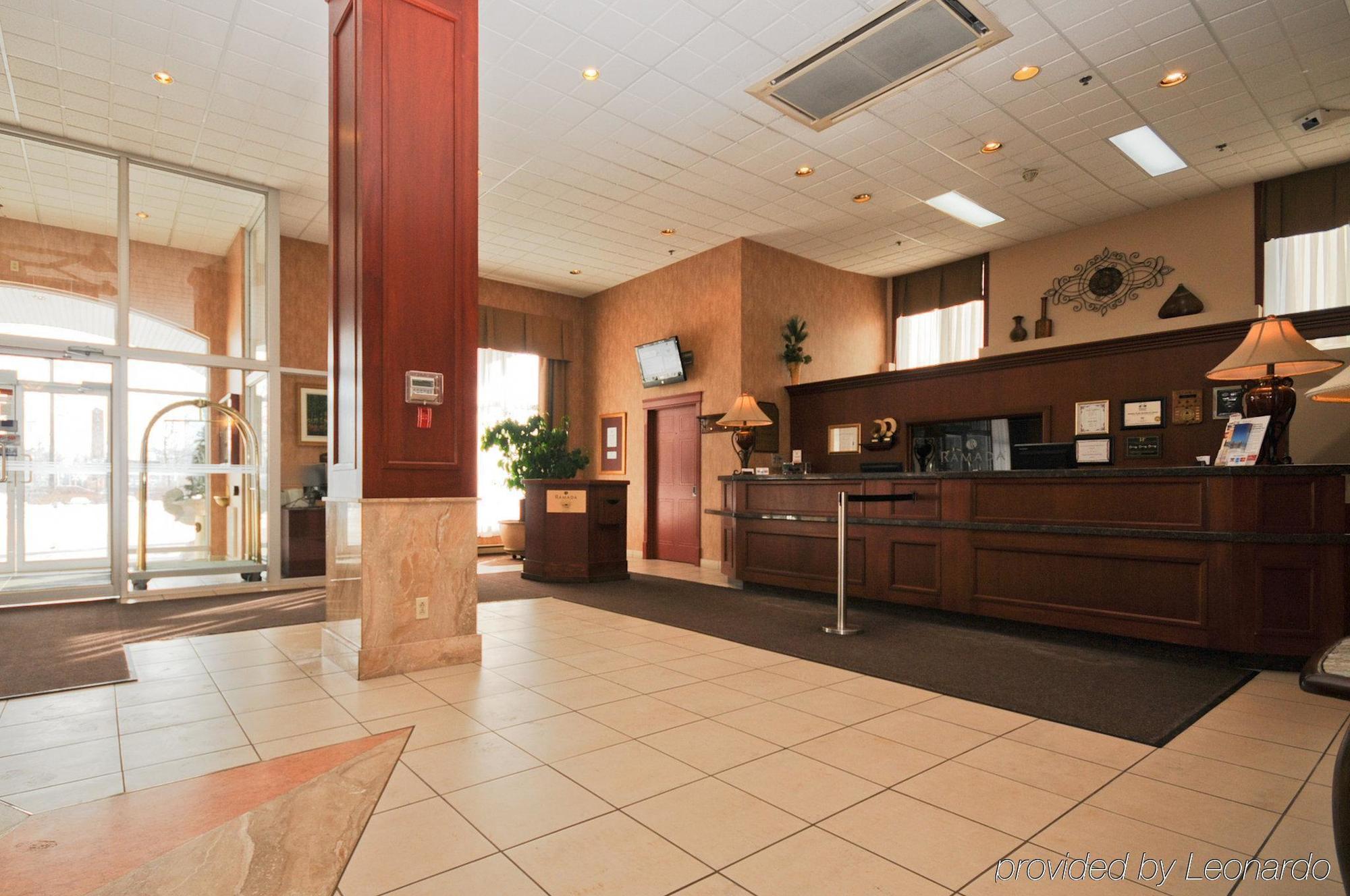 รามาดา พลาซา บาย วินด์แฮม กาติโน/มานัวร์ ดู กาสิโน Hotel ภายนอก รูปภาพ